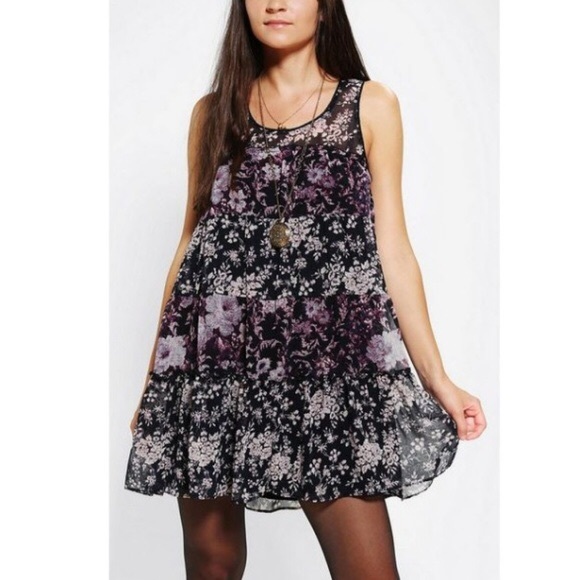 UO Kimchi Blue Floral Prairie Rose Tunic Babydoll Dress - Picture 9 of 9